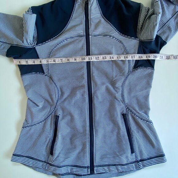 Lululemon Form Navy Gingham Jacket In Inkwell Sz 12 - Picture 8 of 12
